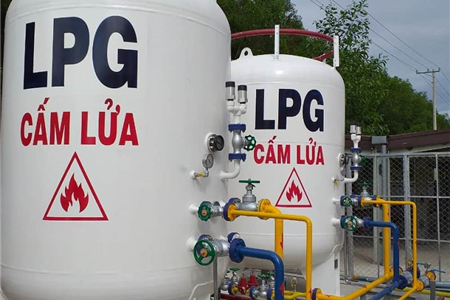 Bồn LPG 3 tấn LPG 3T175D, V: 7,44m3, WP1.8Mpa, Kiểu đứng